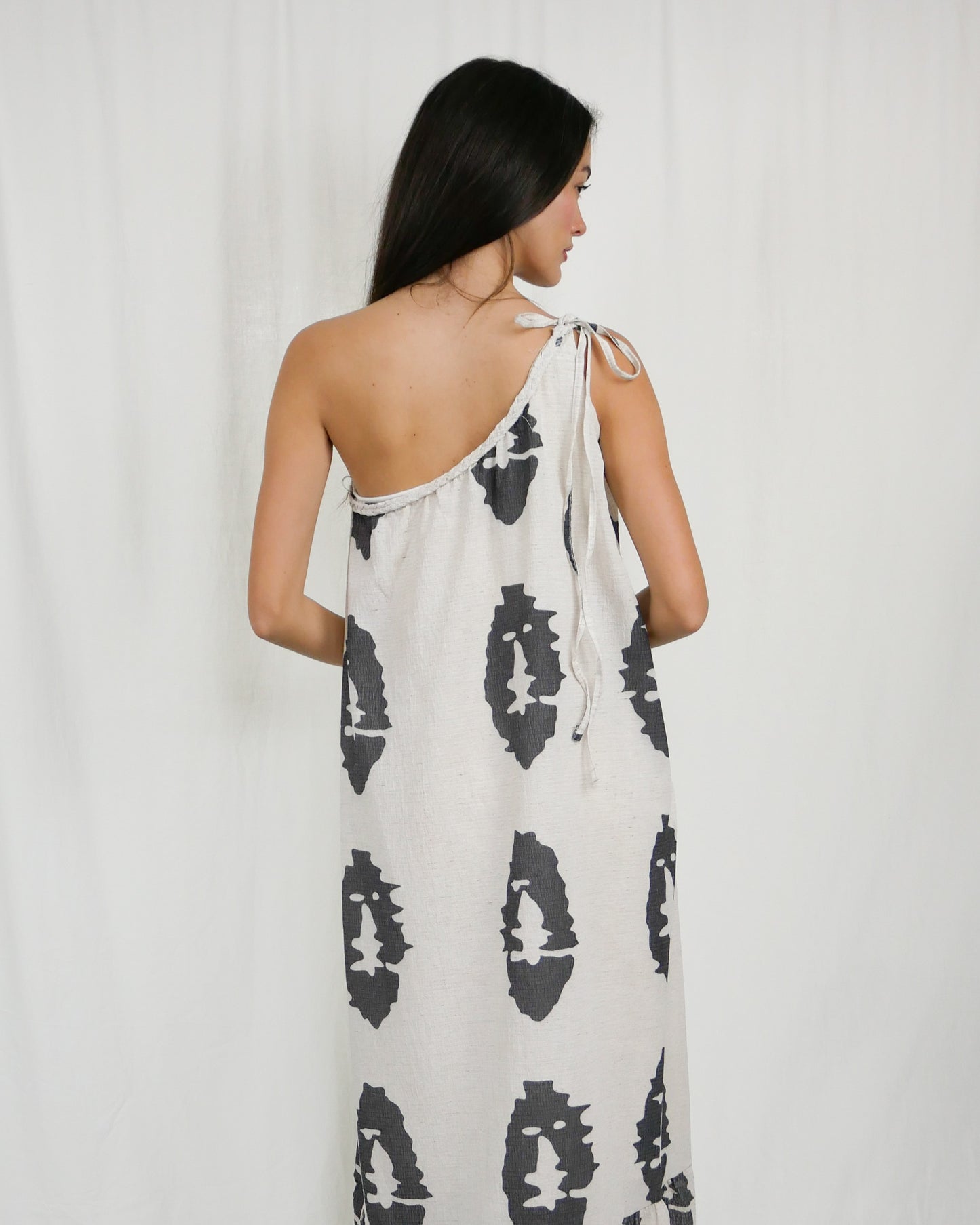 ASYMMETRICAL DRESS