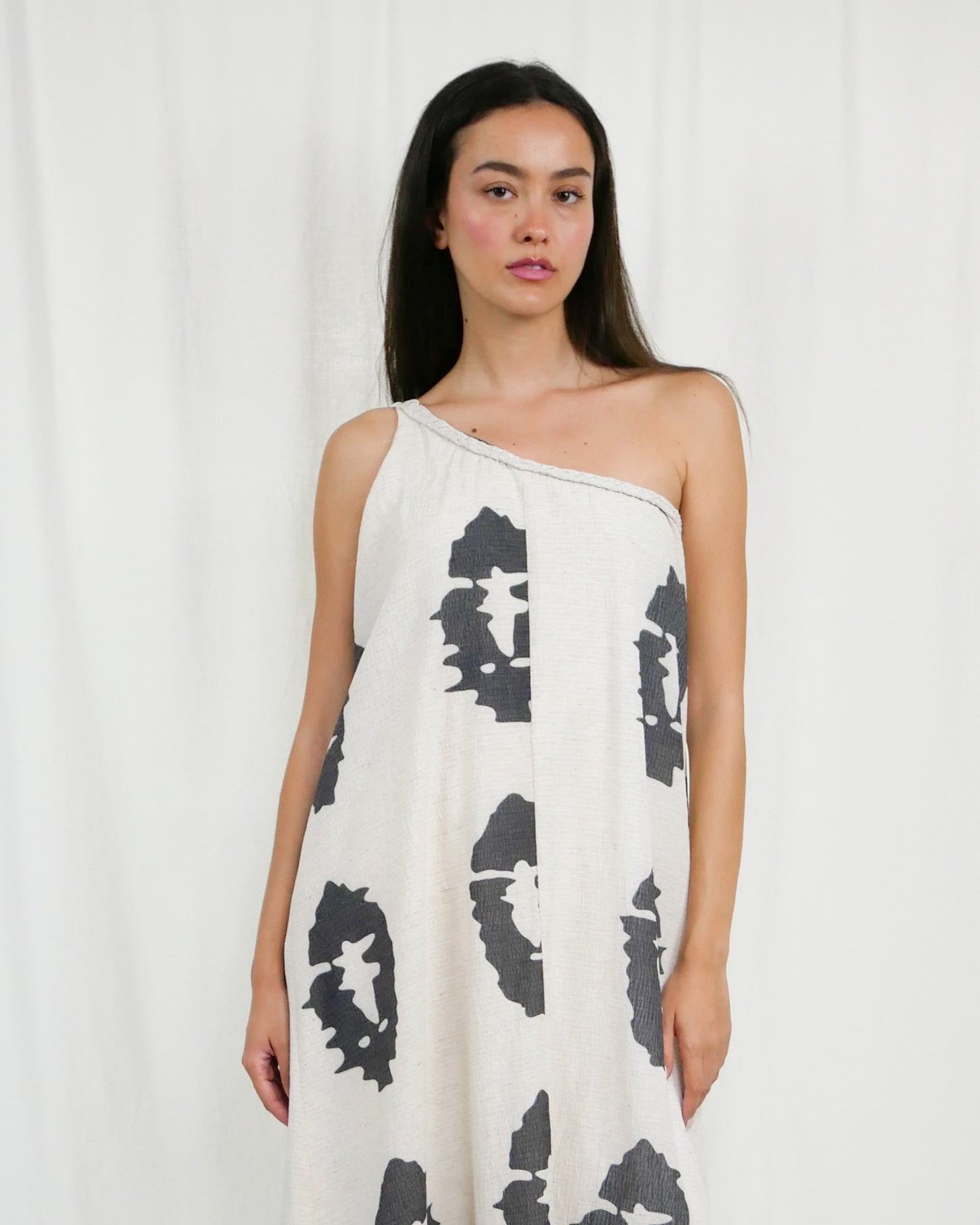 ASYMMETRICAL DRESS