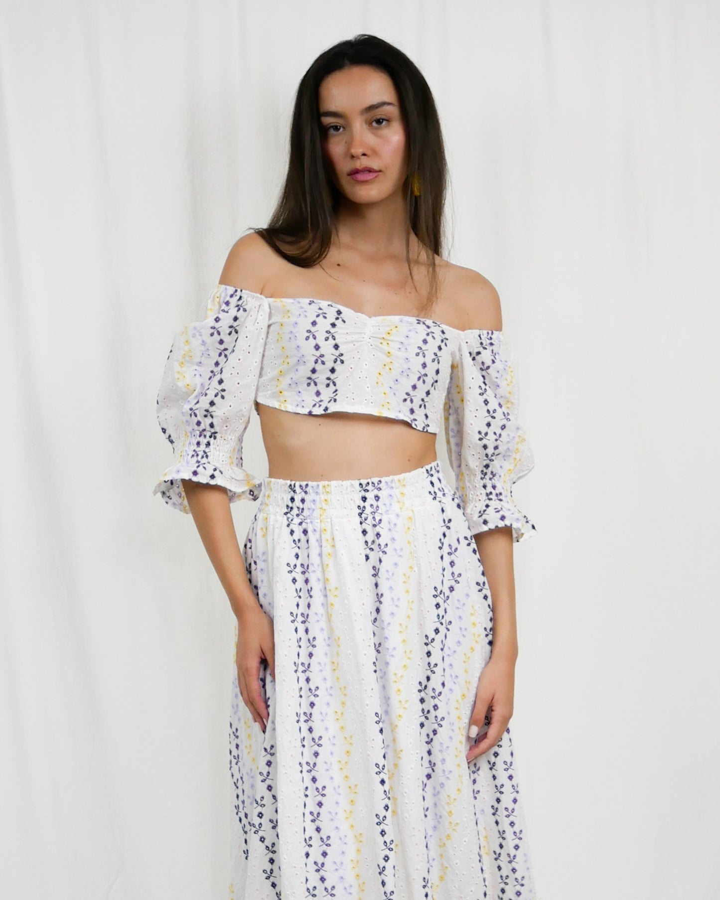 CROPPED TOP