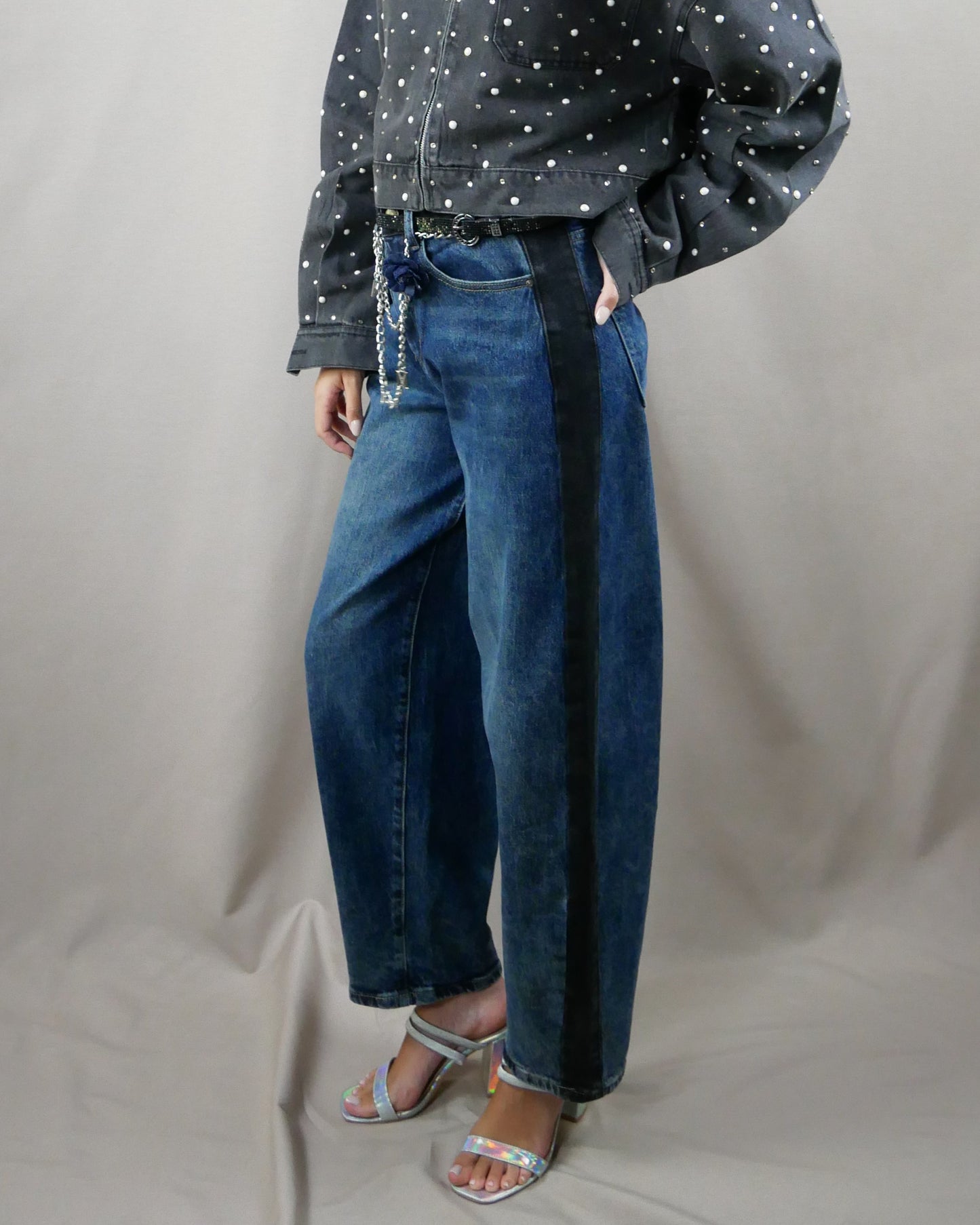 jean with black stripe