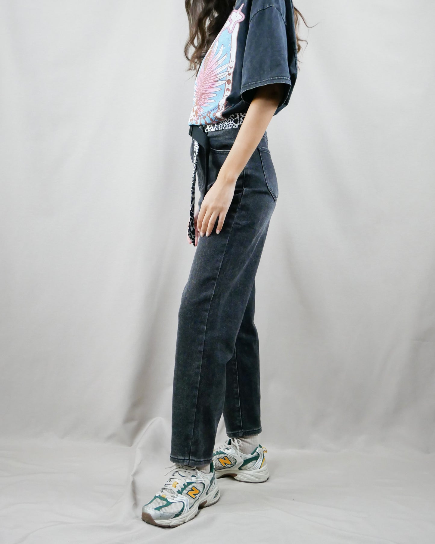 black baggy jean