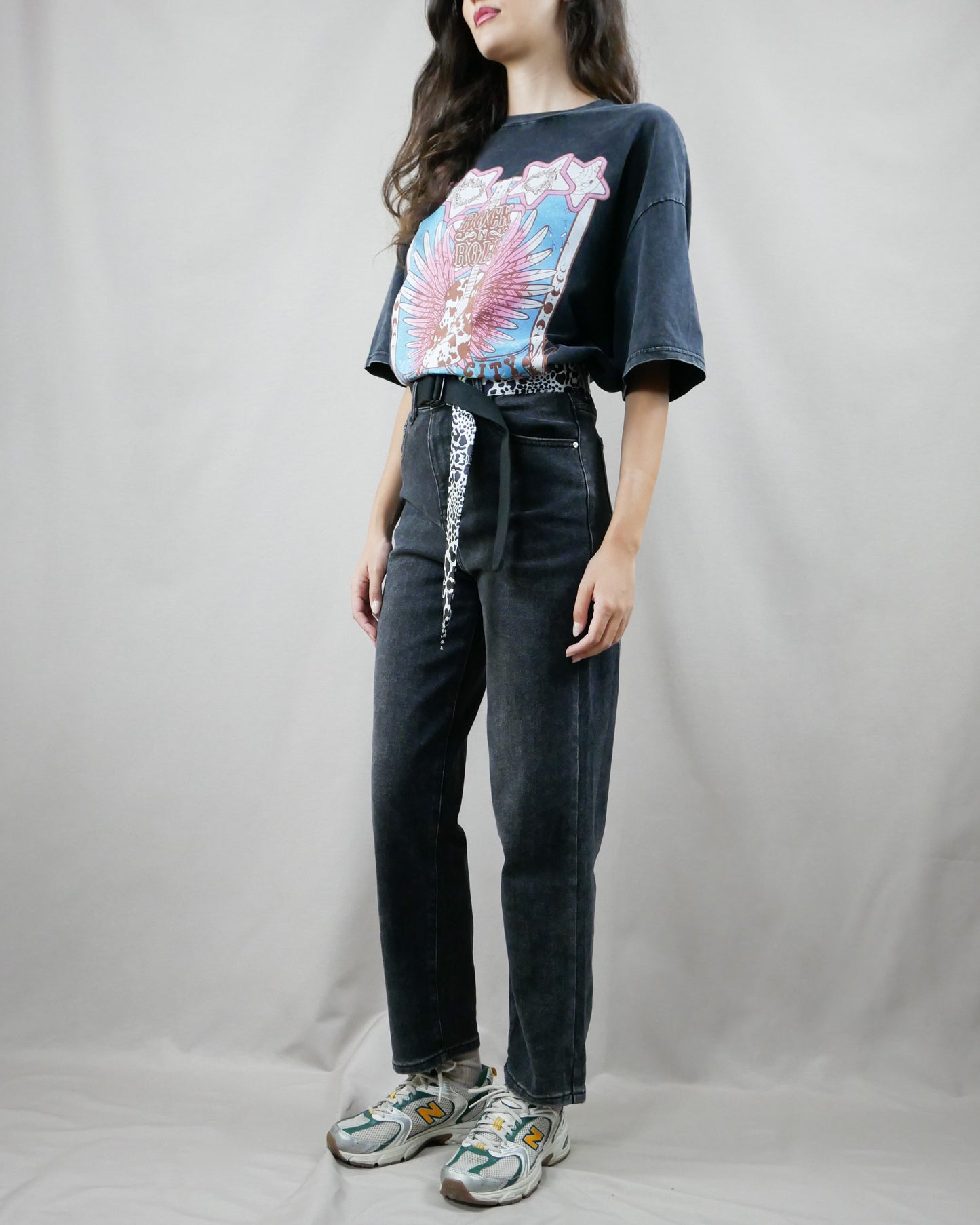 black baggy jean