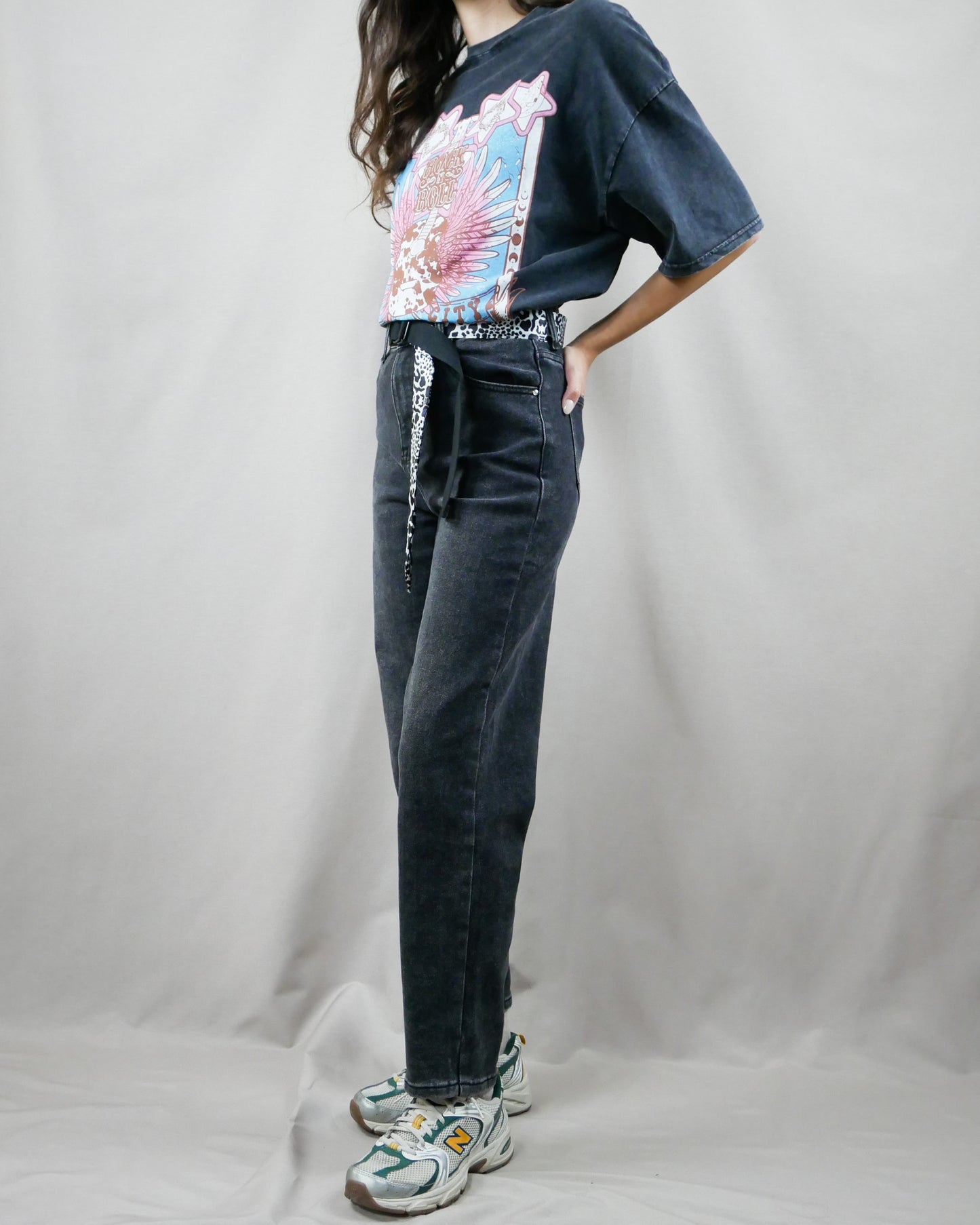 black baggy jean