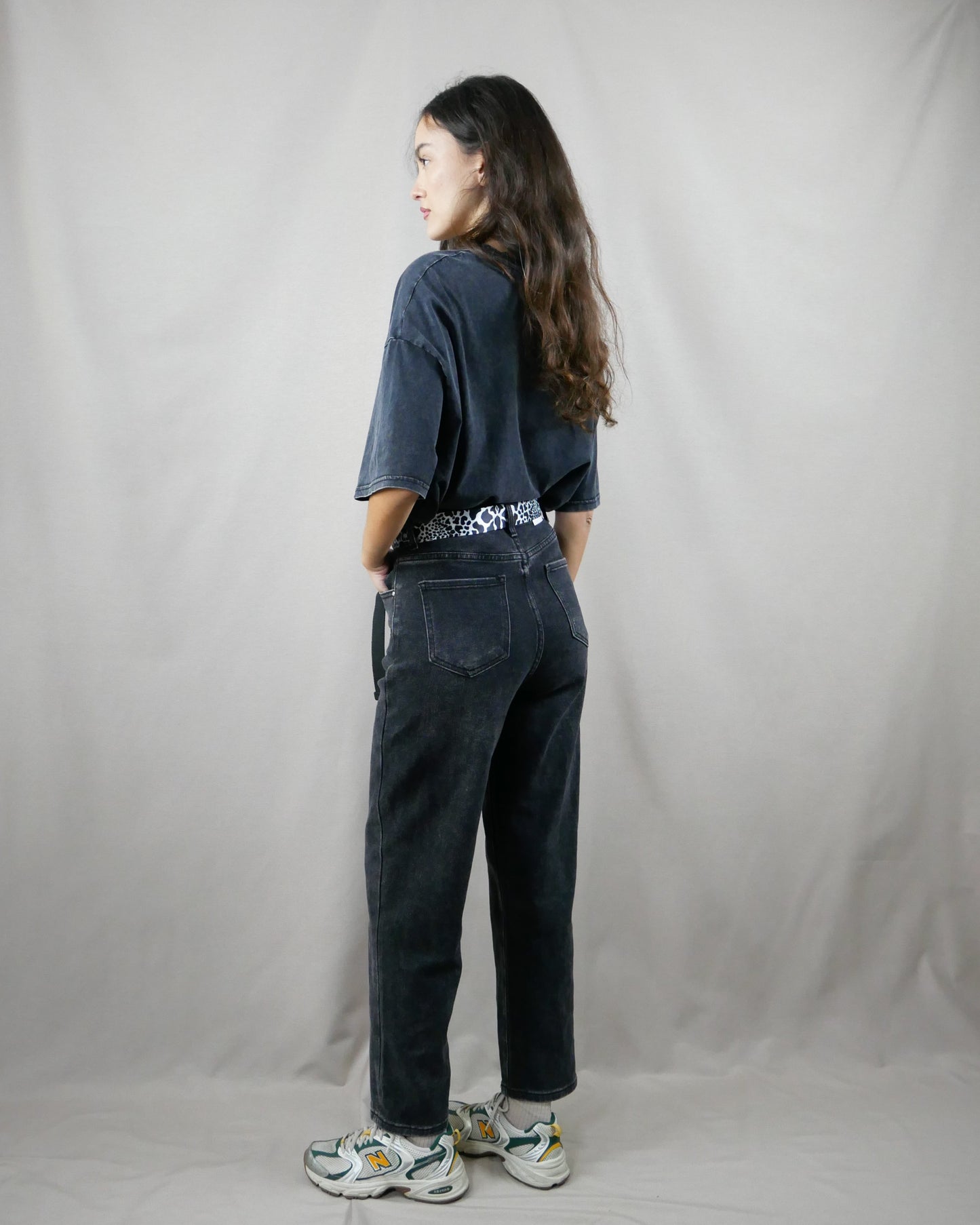 black baggy jean