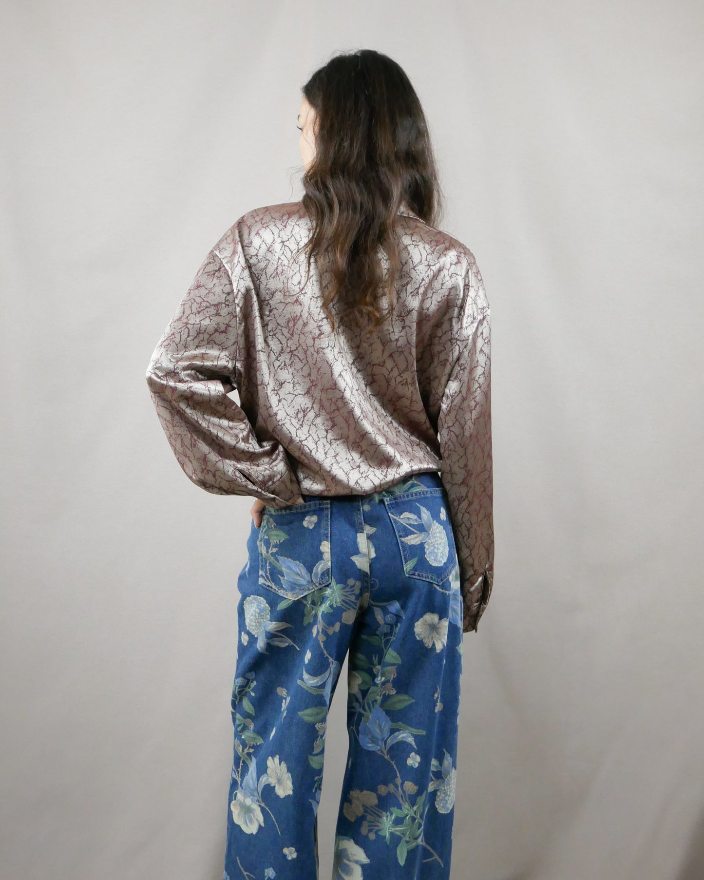 retro shiny shirt