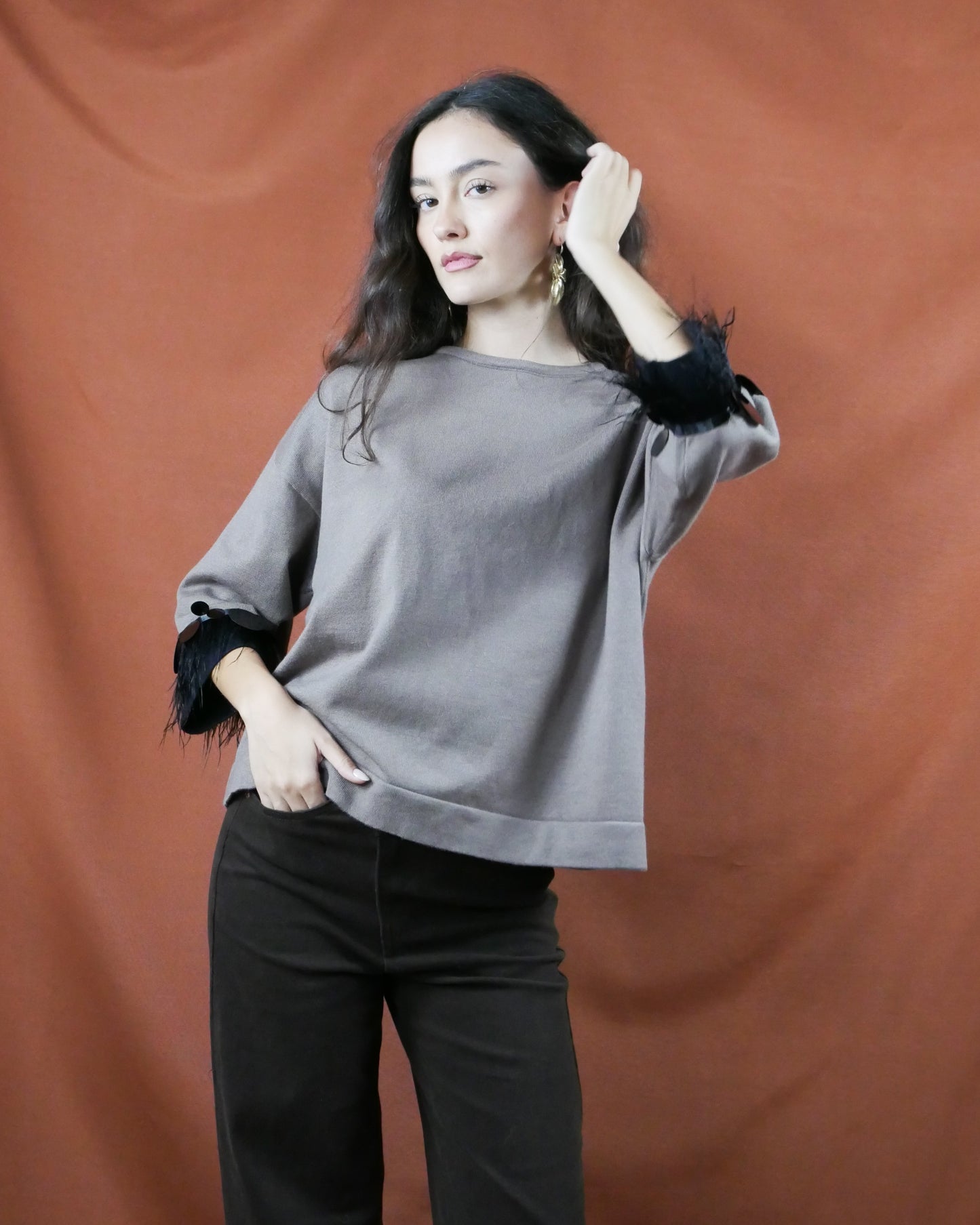 three-quarter sleeve top