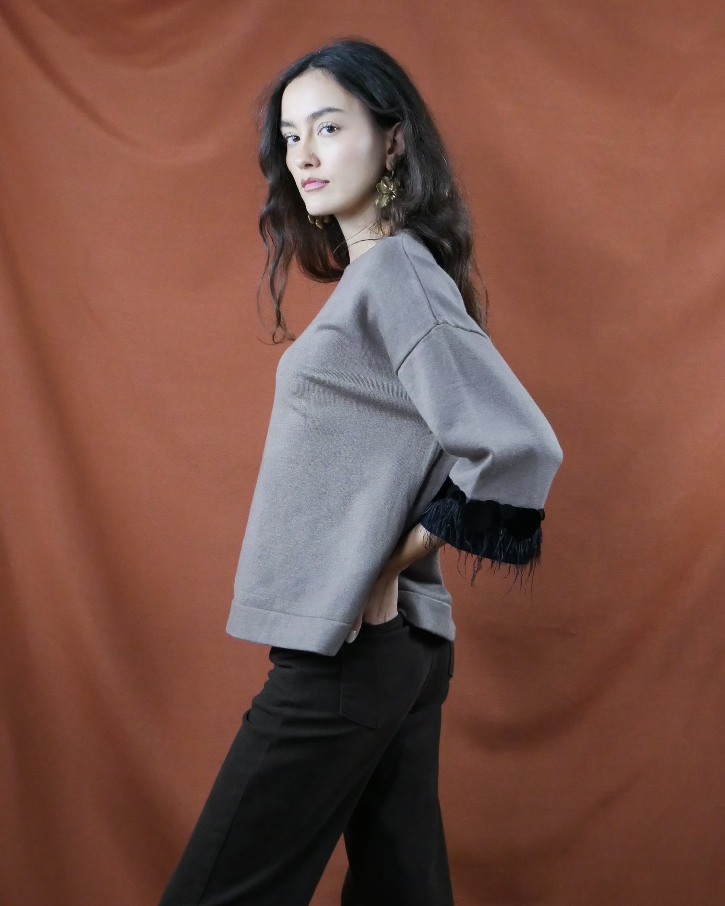 three-quarter sleeve top