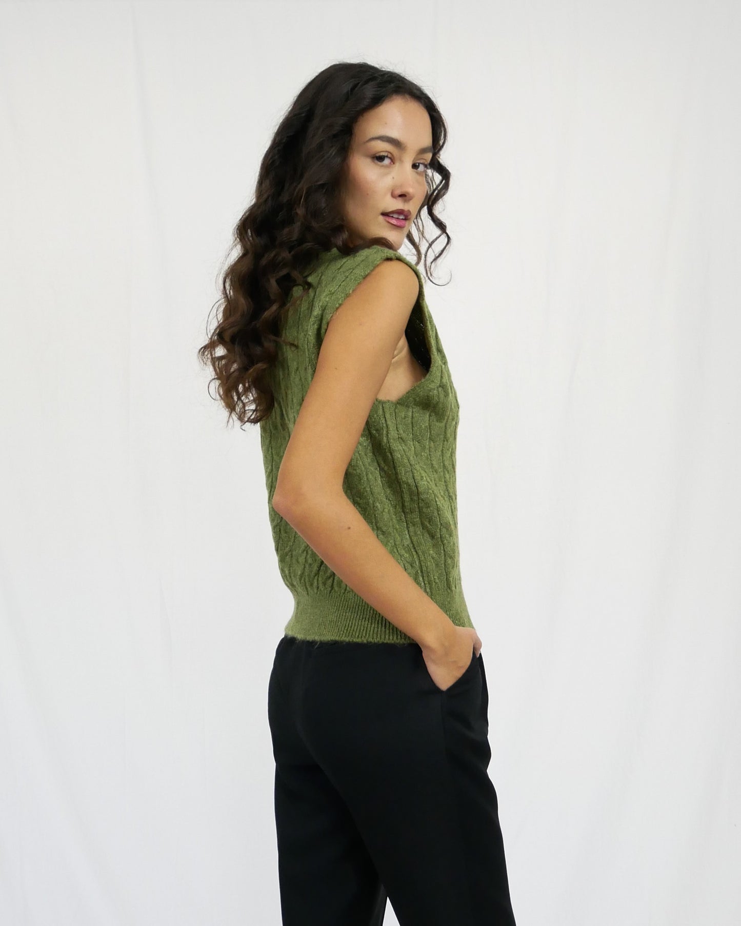 GREEN CARDIGAN