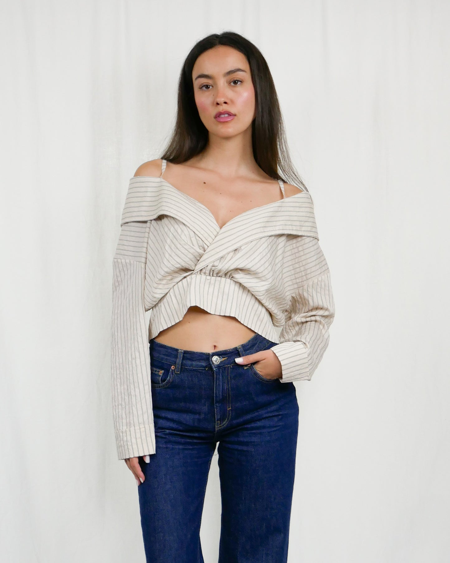 OFF-SHOULDER TOP