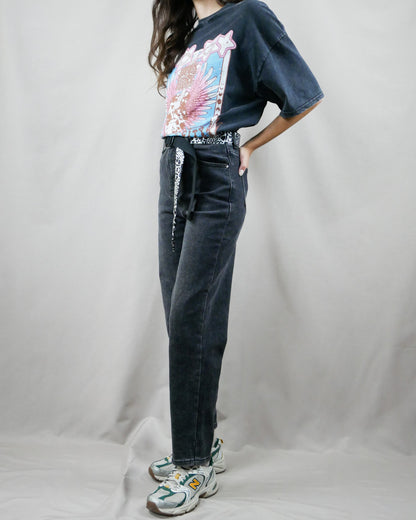 black baggy jean