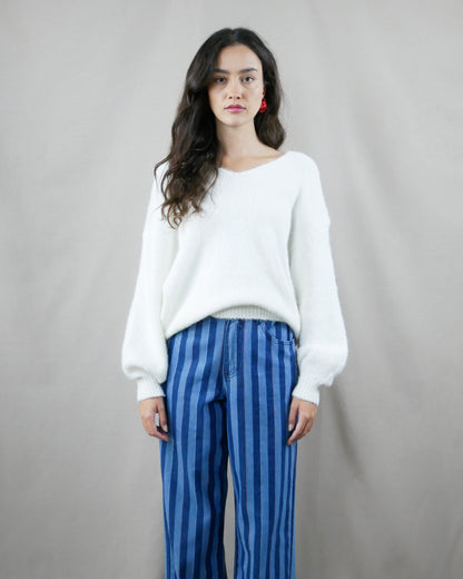 knitted top with bow