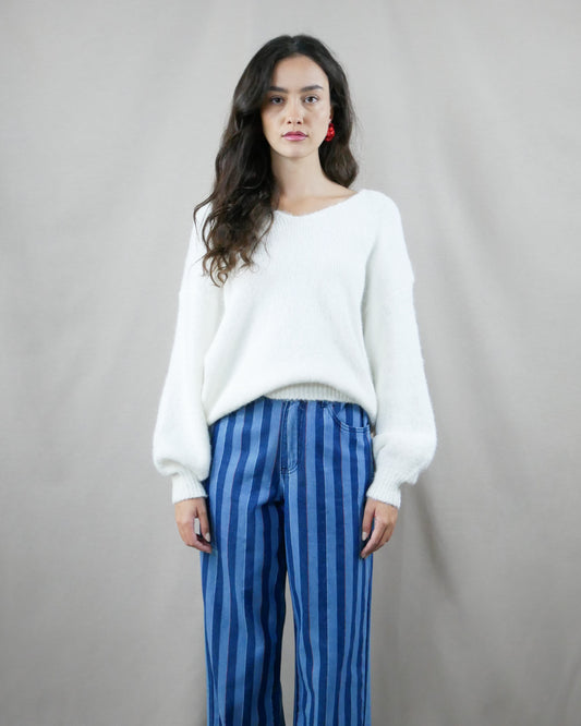 knitted top with bow