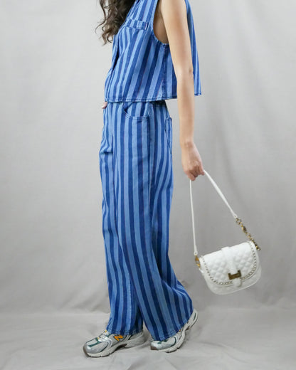 stripped pants
